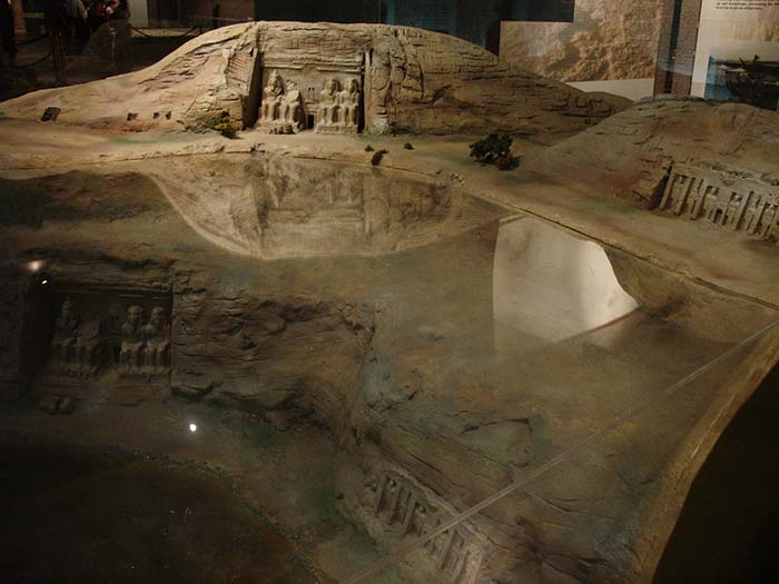 Reubicación de Abu Simbel