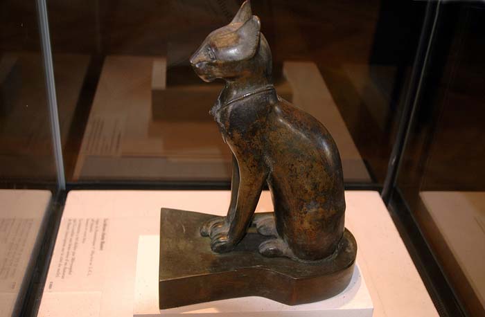 Escultura de gato
