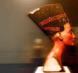 Busto de Nefertiti