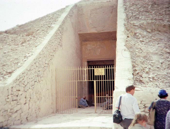 Entrada a la Tumba de Ramsés II