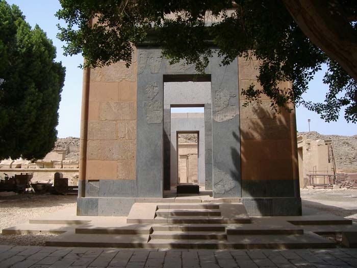 Capilla Roja de Hatshepsut