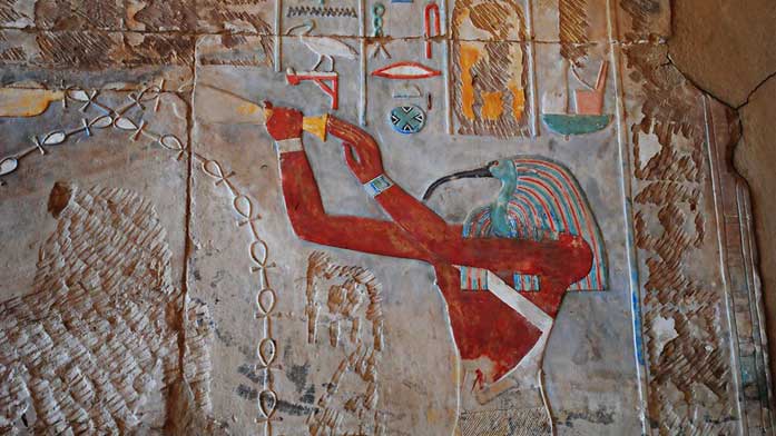 Representación del dios Thot en Karnak