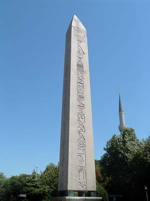 Obelisco de Thutmose III